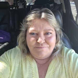 Meet your Posher, Annette